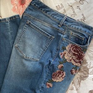 Embroidered Roses add style comfy GV